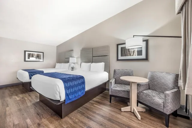 غرفة قياسية بسريرين كوين يُسمح فيها بالحيوانات الأليفة، Best Western New Oregon 7/10