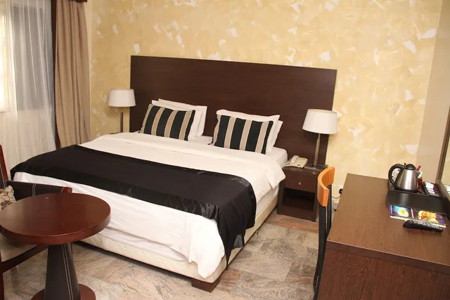 جناح استوديو بسرير كينج، PROTEA HOTEL APO APARTMENTS 2/3