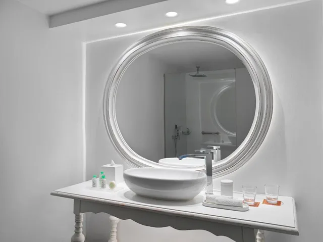 Suite, Outdoor Jetted Tub، Katikies Santorini - The Leading Hotels of the World 1/1