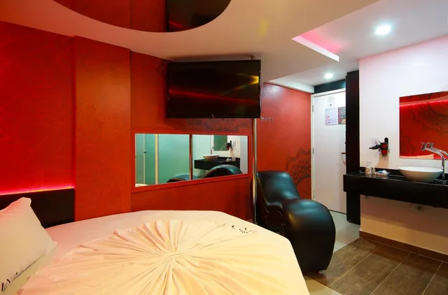 غرفة بسرير مزدوج بجاكوزي، Messalina Hotel - Adults Only 3/10