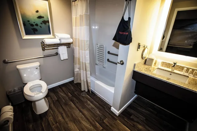 استوديو بسرير كينج بشرفة مع أريكة، Towneplace Suites By Marriott Boynton Beach 6/9