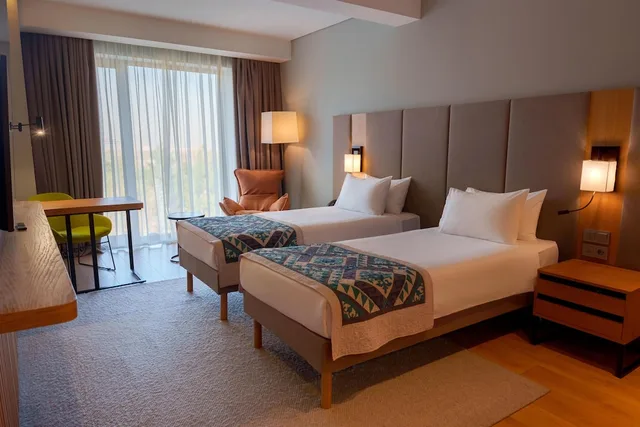 غرفة قياسية بسرير كينج، Sadu Hotel, a member of Radisson Individuals 1/3