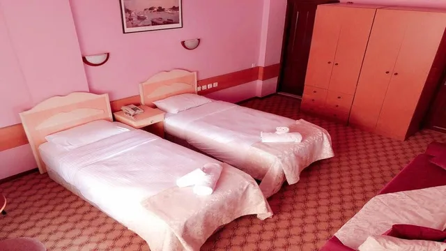 Suite, Multiple Beds, Karyatit 10/10