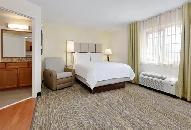 استوديو بسريرين مزدوجين، Candlewood Suites Salina 1/1