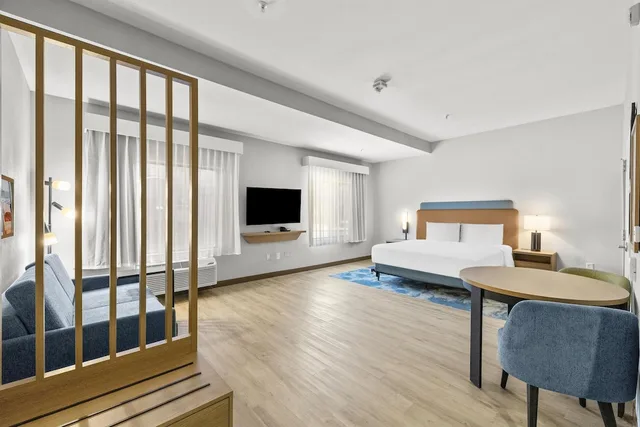 جناح استوديو بسرير كينج لذوي الإعاقة، Hampton Inn Suites Lancaster 7/10