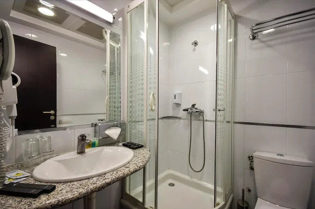 غرفة تنفيذية بسرير كوين، Hotel Sumadija 3/5