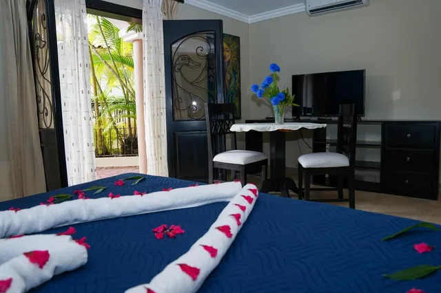 Deluxe, Suite, The MT Hotel Plaza Brisas 3/6