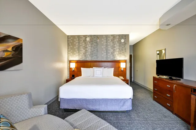 غرفة بسرير مزدوج لذوي الإعاقة، Courtyard By Marriott Dallas Medical Market Center 1/3