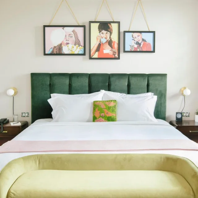 غرفة بسرير كينج لذوي الإعاقة، Hotel Clermont 1/4