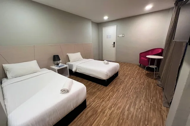 غرفة ديلوكس بسريرين منفصلين، Princess Hotel Pontian 4/5