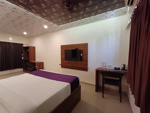 غرفة ديلوكس بسرير كينج، VITS Daman Devka Beach 4/6