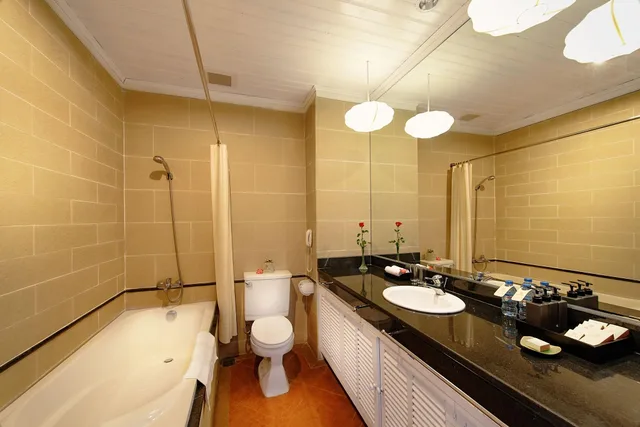 جناح بإطلالة على النهر، Hoi An Beach Resort 5/7