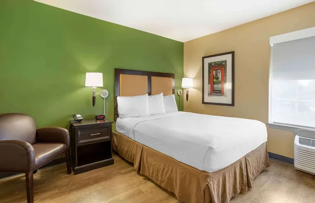 استوديو بسرير كوين لذوي الإعاقة، Extended Stay America - Meadowlands - East Rutherford 2/4