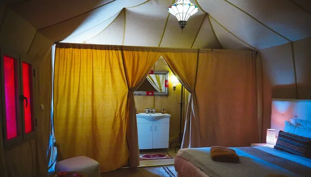 غرفة سوبيريور رباعية بسرير كينج وسريرين كوين، Saharian Camp 7/10