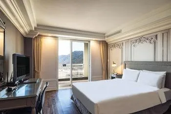 Deluxe, Double Bed, with Pool، Kensington Hotel Pyeongchang 1/1