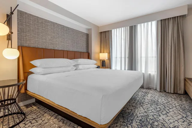 جناح، Sheraton Suites Old Town Alexandria 3/10