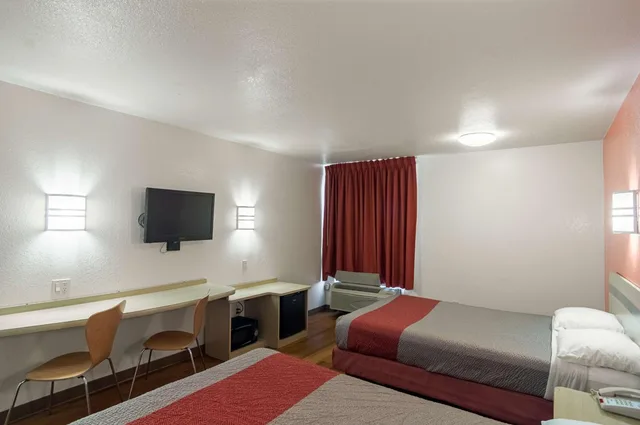 غرفة ديلوكس رباعية للمدخنين، Motel6 Oklahoma City, OK - South 6/10