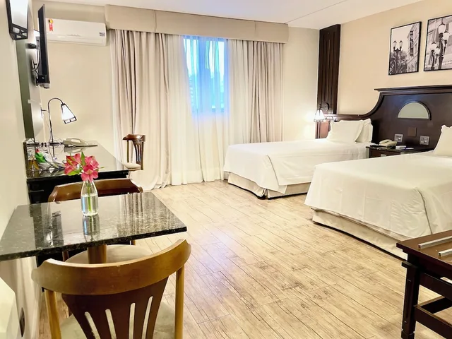 Superior, Twin Beds, Transamerica Executive Curitiba Batel 5/9
