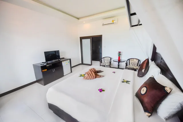 غرفة ديلوكس بسريرين منفصلين بإطلالة على المسبح، Monaburi Boutique Resort 3/10
