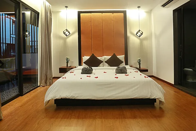 استوديو بسرير كينج بإطلالة على المسبح بشرفة، Central Corner D Angkor 7/9