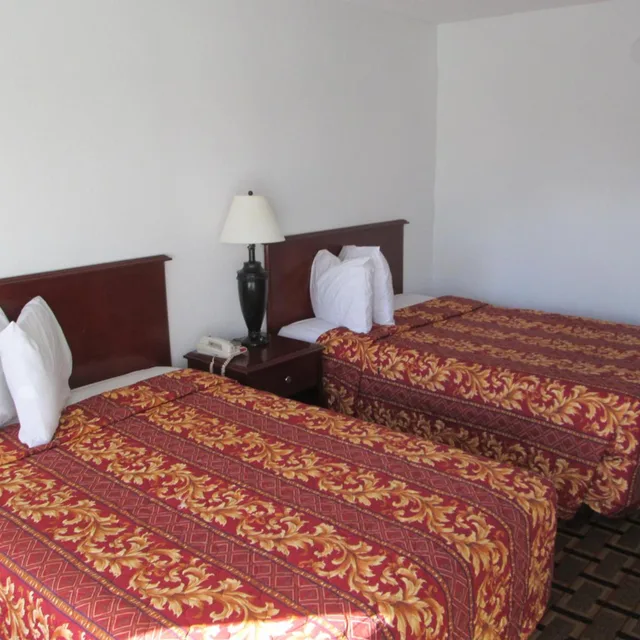 غرفة بسرير مزدوج، Budget Inn Cocoa 6/10