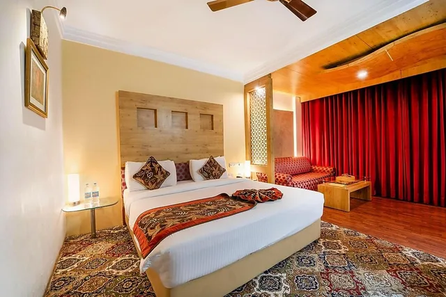 غرفة بريميوم بسرير مزدوج أو سريرين منفصلين، KC RESIDENCY 1/1