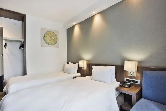 Standard, Twin Beds, HOLIDAY INN EXPRESS DURBAN - UMHLANGA 5/10