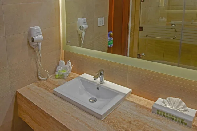 Standard, 2 Double Beds, City View, HOLIDAY INN GUATEMALA 1/2