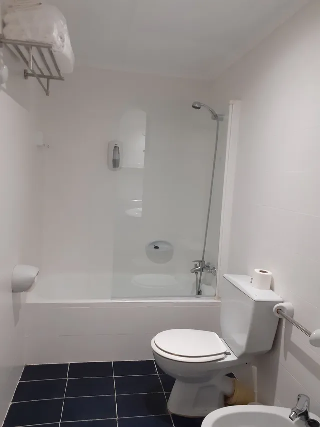 Room, Twin Beds, Courtyard View, Courtyard Area، HR MARYNTON 3/4