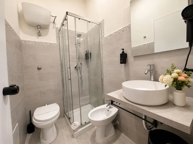 غرفة ديلوكس بسريرين كينج، Hotel Santuario Pompei 2/3