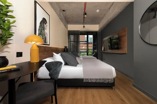Room, 2 Queen Beds, Xl، Hashtag 98 Hotel 8/10