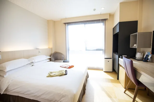 شقة بسرير مزدوج، Sola Hotel 1/5