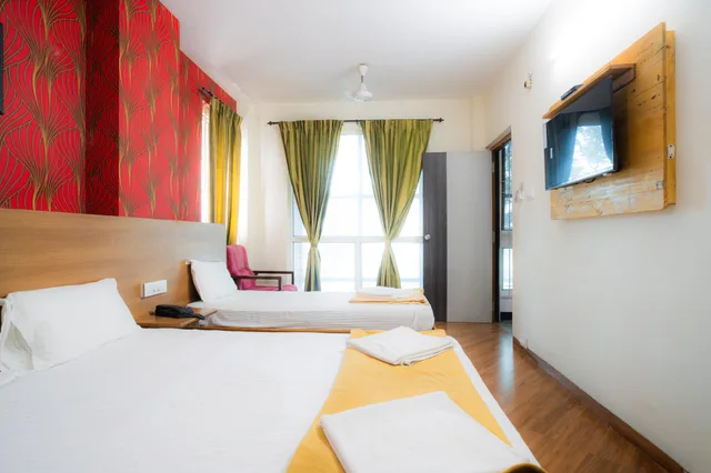Deluxe, Double Bed, Hotel Spr Inn 1/1