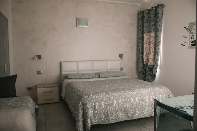 Elite, Triple, Queen Bed, Sofa, B&B Il Giardino Di Rebecca 4/9