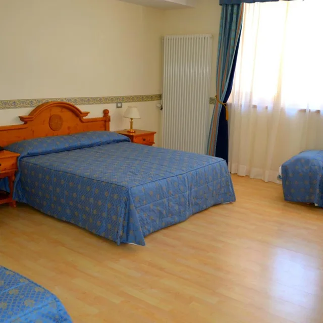غرفة عائلية، Park Hotel 2/7