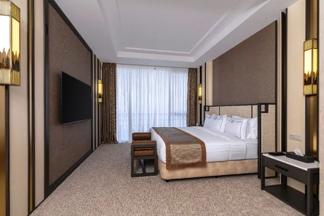غرفة ديلوكس بسرير مزدوج بإطلالة على البحر، Riviera Hotel 2/3