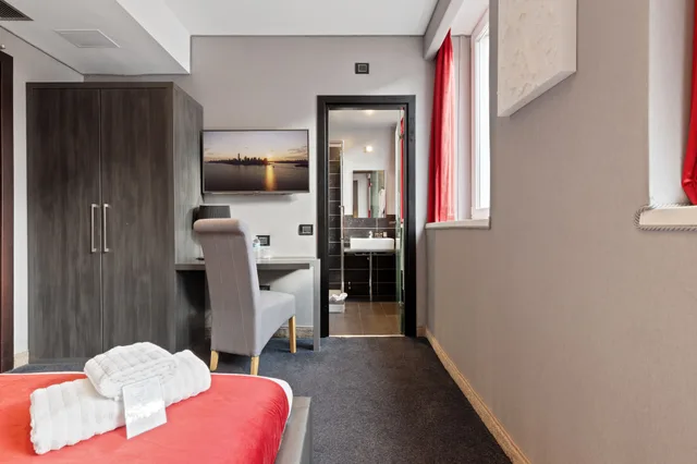 غرفة سوبيريور، The Bryson Hotel 3/5