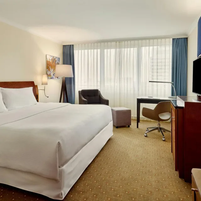 جناح جونيور مع دخول صالة النادي، The Westin Grand Munich 3/10