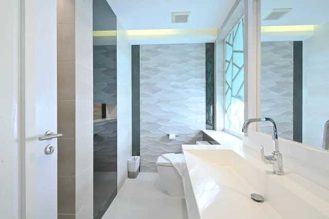 غرفة ديلوكس ثلاثية بسرير مزدوج وسرير فردي بشرفة بغرفة نوم واحدة، Att Boutique Hotel 9/10