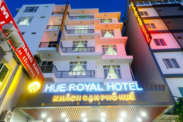 غرفة بسرير مزدوج، Hue Royal Hotel 1/1