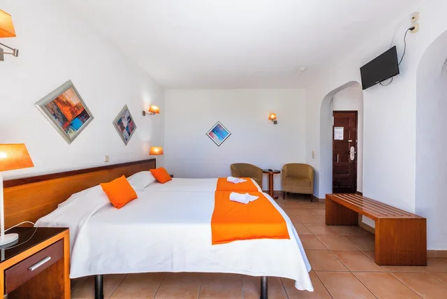 غرفة قياسية بسرير مزدوج أو سريرين منفصلين، Hotel Pinhal Do Sol 1/7