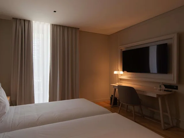 غرفة كلاسيكية بسرير كينج، Mercure Ponta Delgada Azores 3/10
