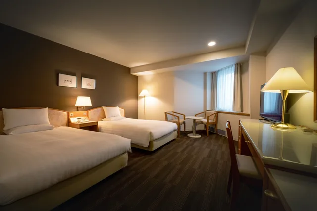 Room, Triple, Twin Beds, Sofa, Air Terminal Hotel 1/2