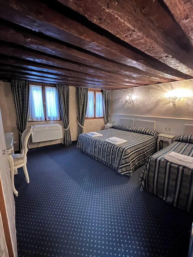 Room, Triple, 3 Beds, Castello 2/4