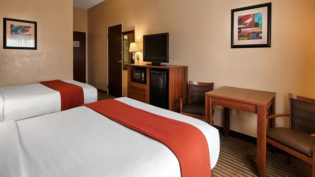 غرفة قياسية بسريرين كوين، Best Western Of Wise 2/7