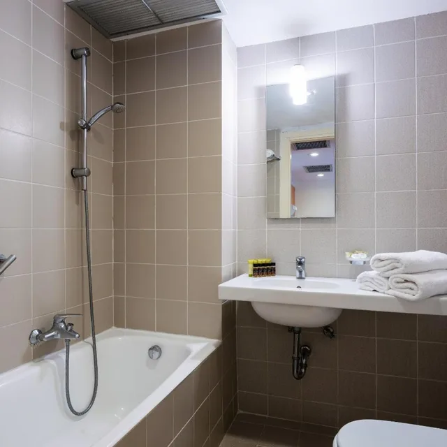 شقة عائلية، Angela Downtown Hotel 4/6