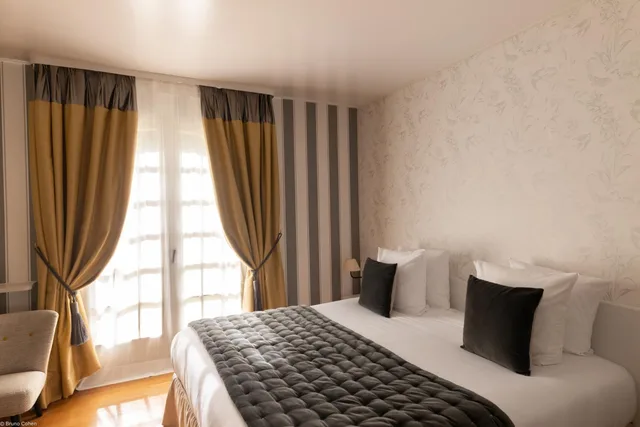 Room, Double Bed, Forest View، Chateau de La Tour 6/10