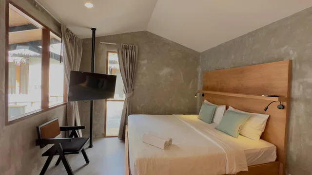 Bungalow, ESCAPE BEACH RESORT 4/9