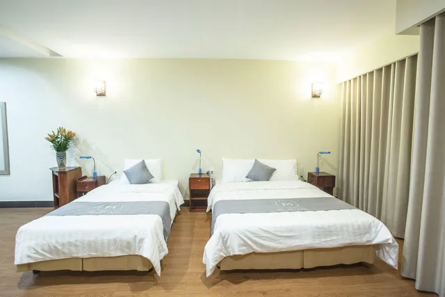 غرفة عائلية بسريرين منفصلين بإطلالة على المدينة بغرفة نوم واحدة، My Lan Hanoi Hotel 1/2