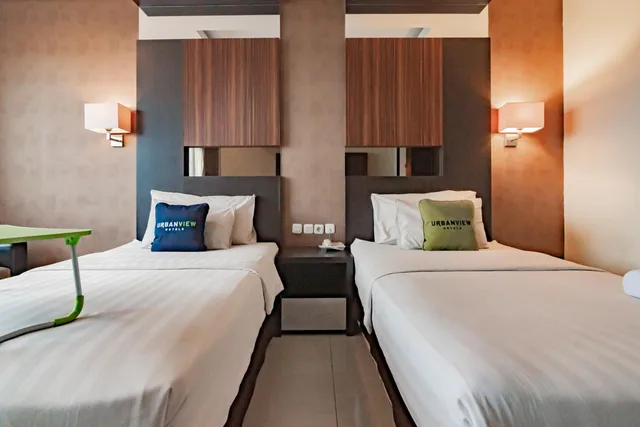 غرفة سوبيريور بسريرين منفصلين، Urbanview Hotel Newton Riau Bandung 6/10